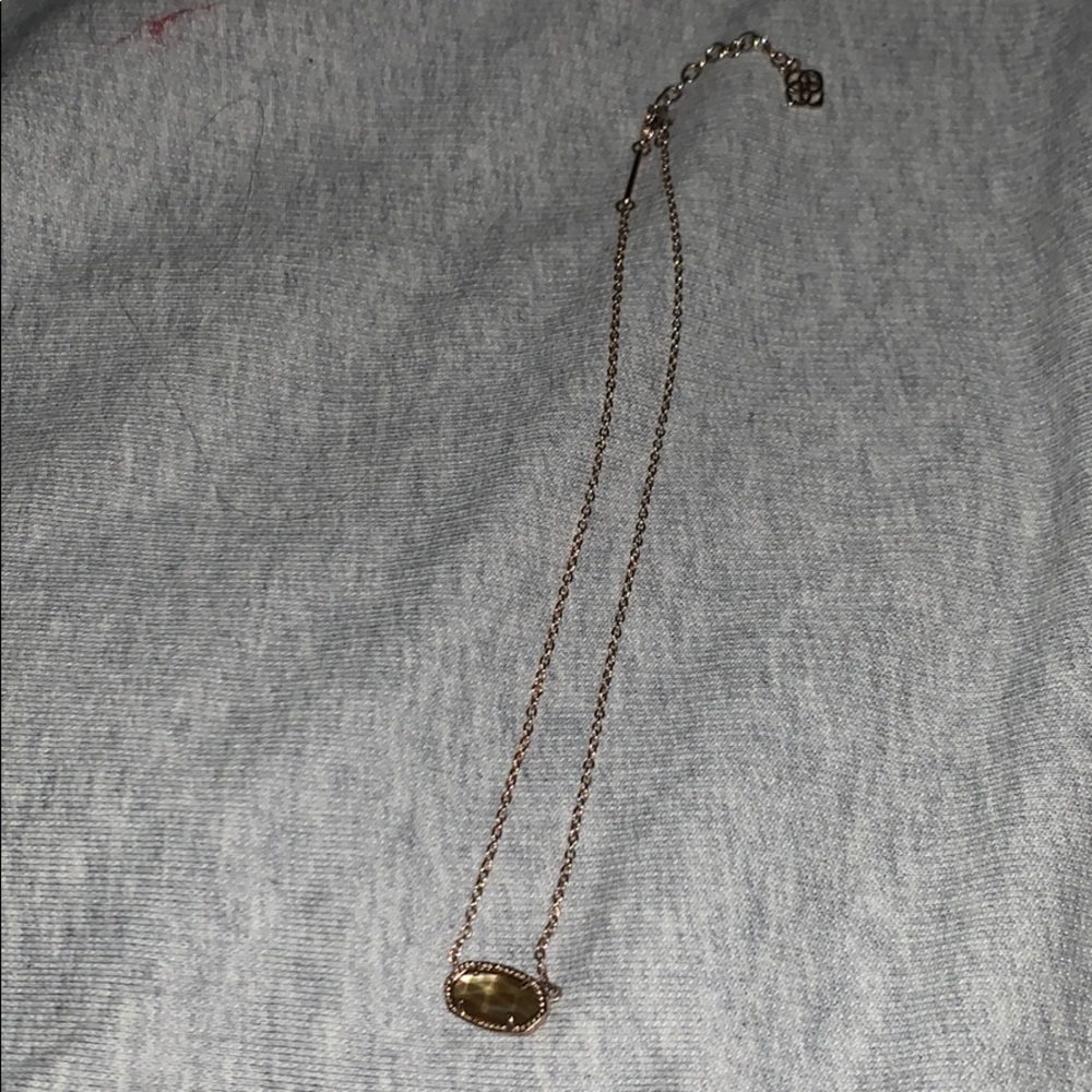 Kendra Scott Necklace!!